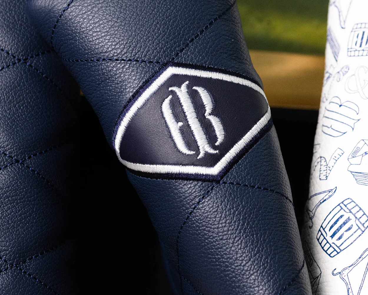 H&B x Tremont Putter Cover: Navy - Image 4