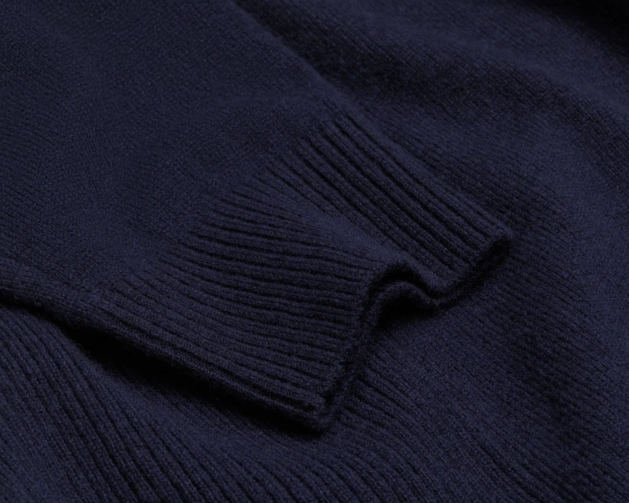 The Logan Hoodie Sweater: Heathered Navy - Image 7